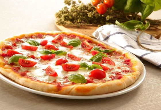 Kitchen Equipment Single Deck Electric Pizza Oven with Temperature Control 220V-240V