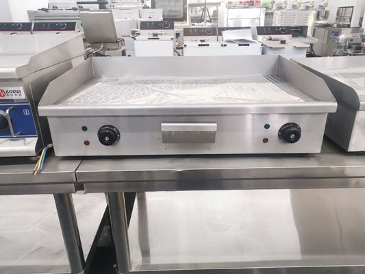 Electric Griddle Machine with Stainless Steel Construction and Temperature Adjustment