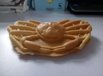 Commercial Non Stick Electric Egg Waffle Maker with Crab and Animal Shapes Cartoon 110/220 Voltage