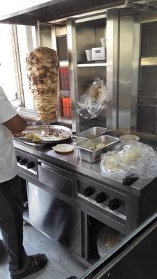 Advanced Commercial Gas Upright Chicken Doner Pita Making Machine for Shawarma Shop